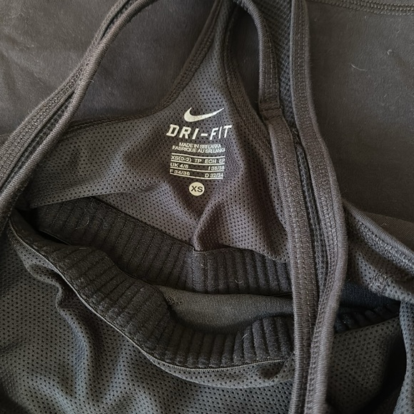 Nike workout tank - Picture 3 of 5